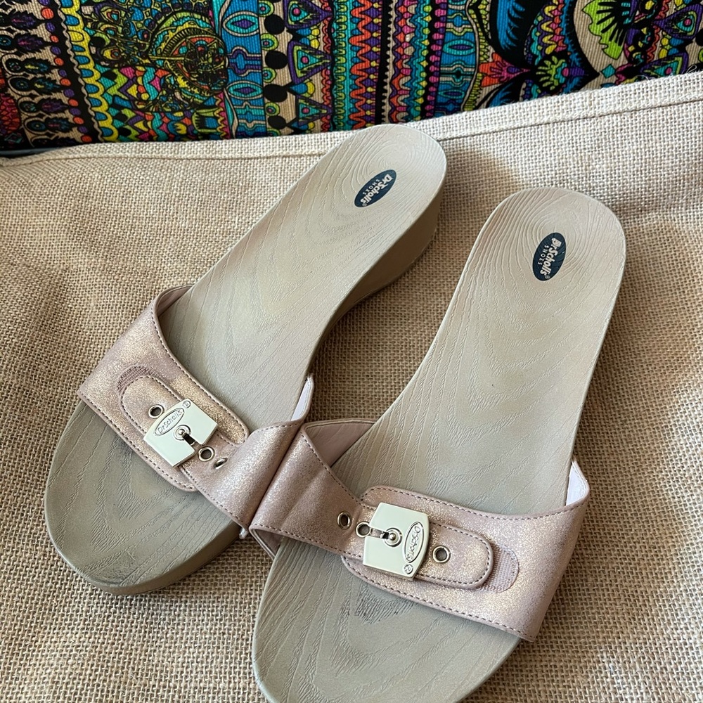 Dr Scholl Rose Colored Sandals